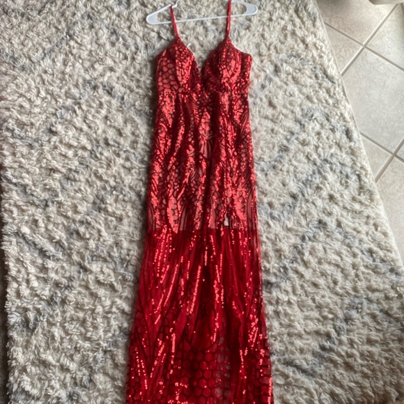 Selfie Leslie/Angel Biba Red Sequin Overlay Party Dress - Picture 3 of 7